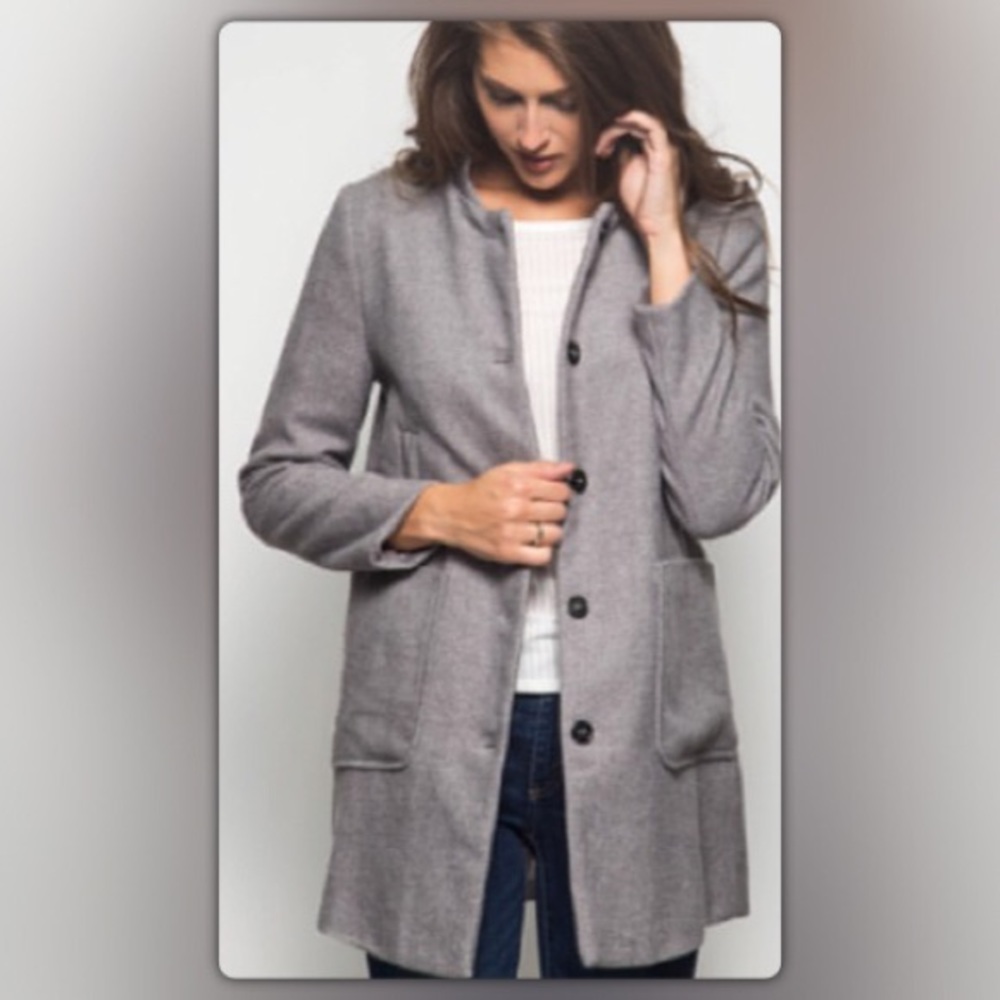The Elaina Collection Grey Coat - Picture 2 of 3
