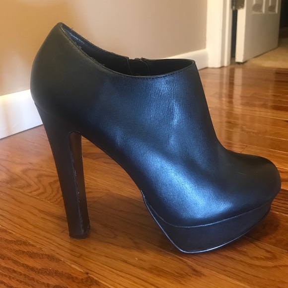 Steve Madden 🖤 Size 10 - Picture 3 of 4