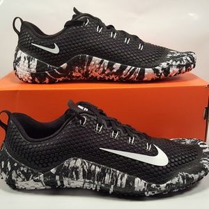 nike free trainer 1.0 orange