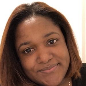 Meet your Posher, Evelyn