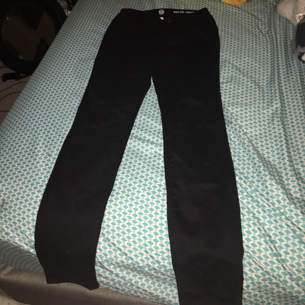 Black SO jeans
