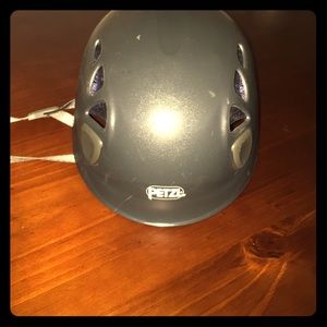 Women's Petzl Elios climbing helmet