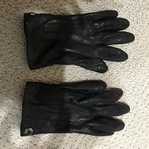Coach leather gloves