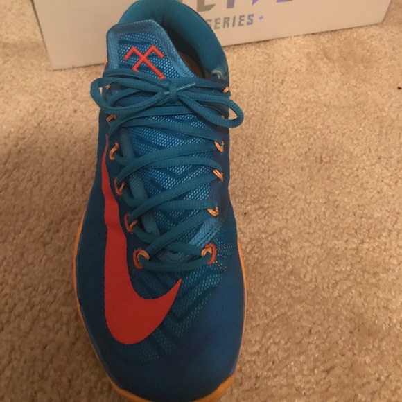 Nike KD6 - Picture 2 of 4