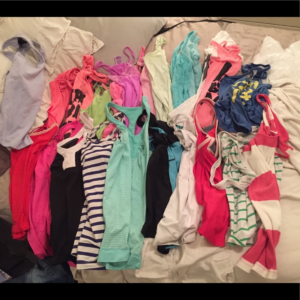 🚫 SOLD🚫Giant workout gym top lot!!
