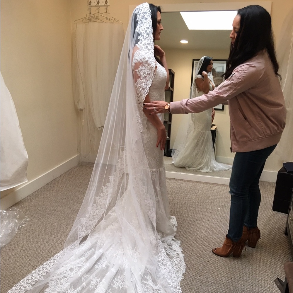 Cathedral Length Mantilla Veil