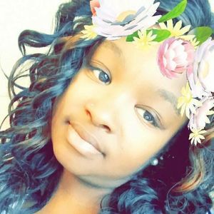 Meet your Posher, Tiara