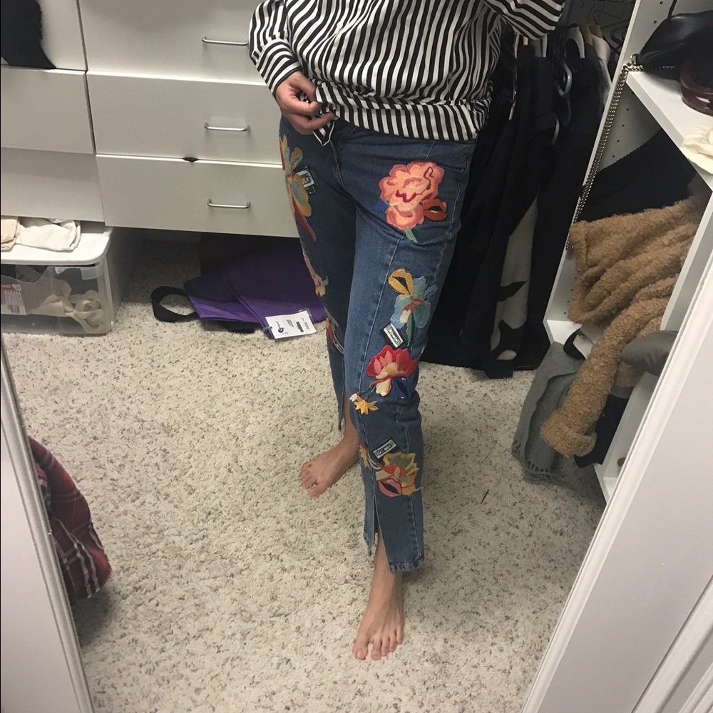 zara jeans with embroidery details