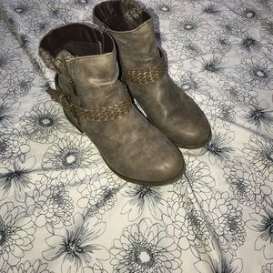 Mudd Boots