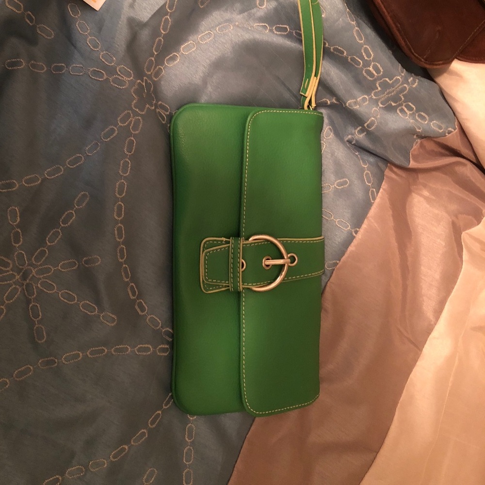 NY&CO wristlet
