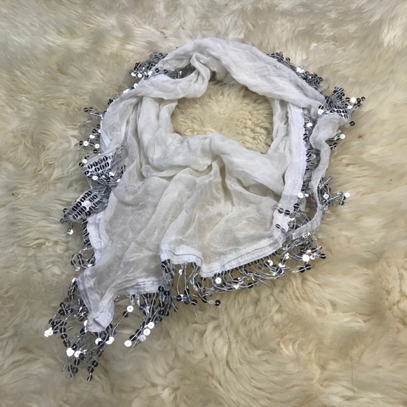 💎Light Sparkly Scarf!💎 - Picture 2 of 3