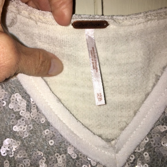 Gorgeous Free People hi-lo sequin sweater tunic - Picture 7 of 9