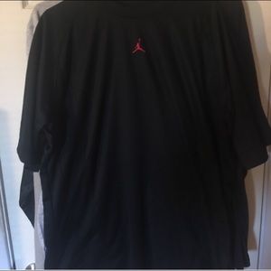 Black Jordan tshirt XL. Great condition.
