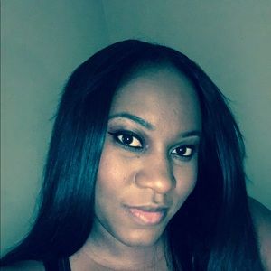 Meet your Posher, Junie