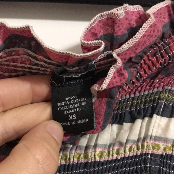 Victoria’s Secret beach cover up or summer dress - Picture 2 of 2