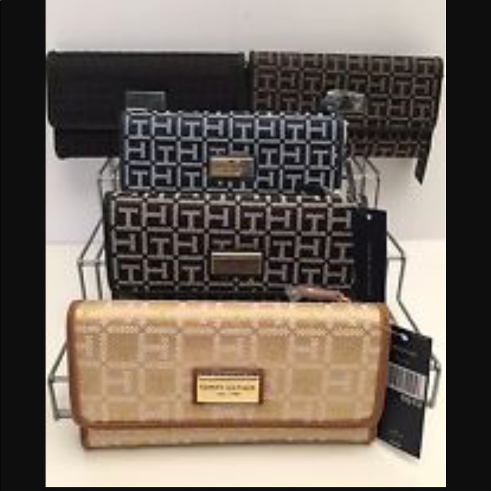 Tommy Hilfiger Clutch