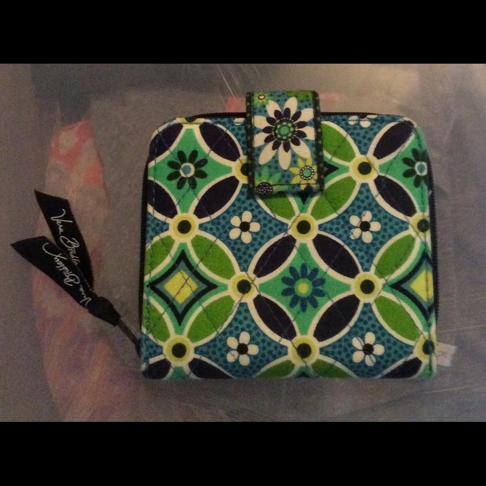 Small Vera Bradley wallet