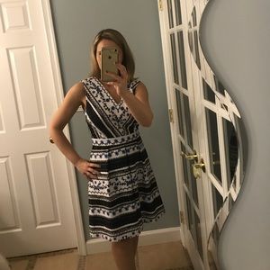 CeCe dress- very flattering! Size 4