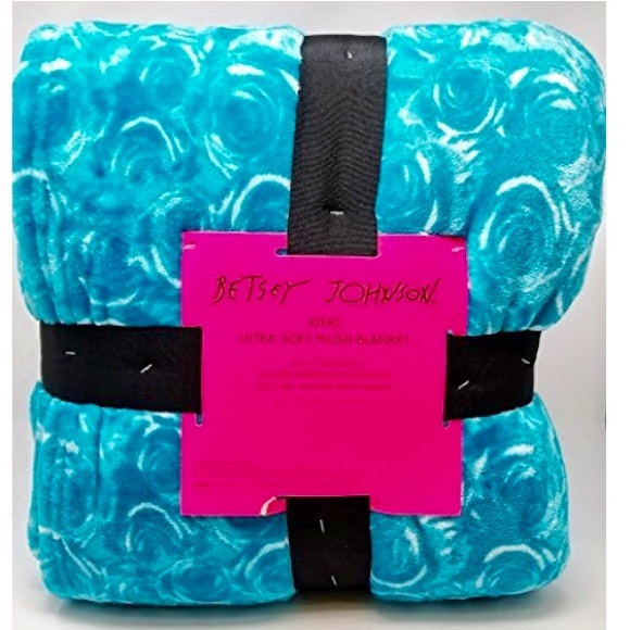 Betsey Johnson Turquoise Roses Plush Blanket King - Picture 3 of 4