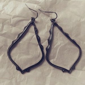 “Kendra Scott Sophee” Drop Earrings in Gunmetal