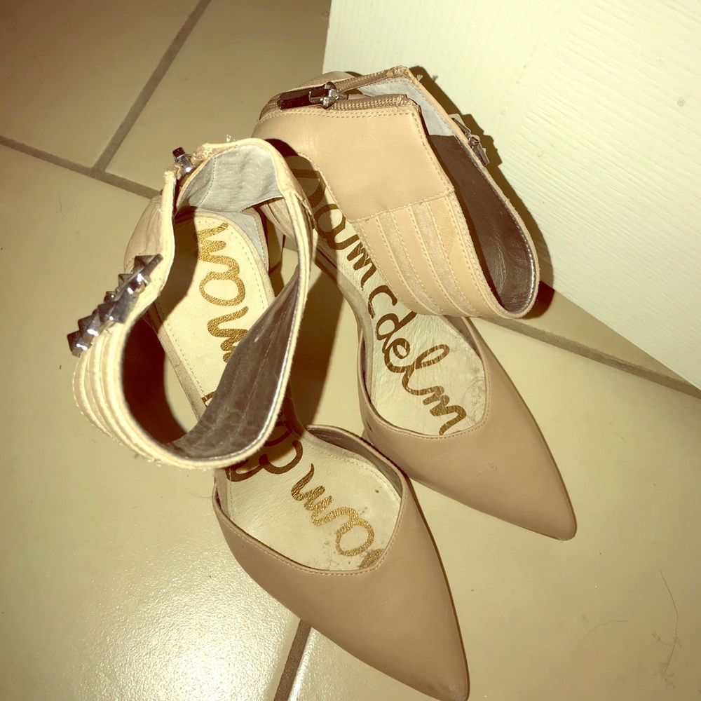 Nude heels