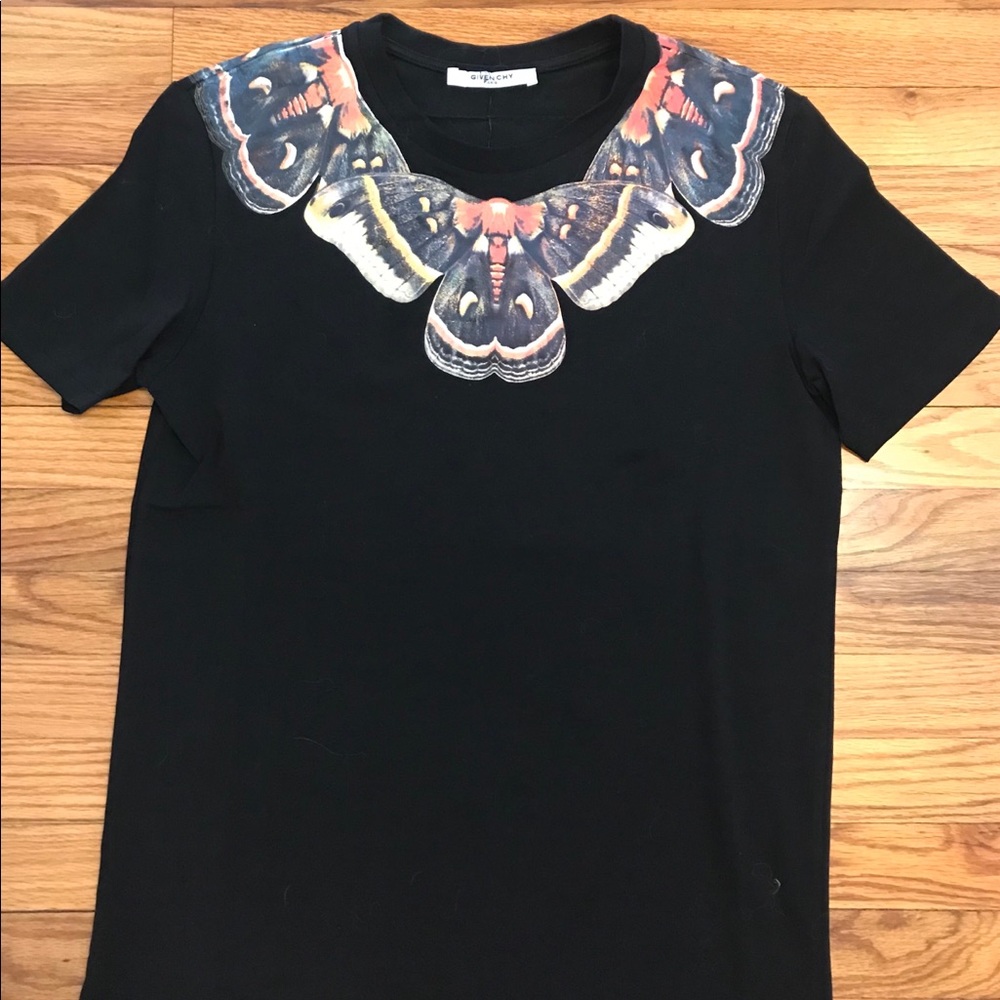Givenchy Moth T-shirt size L slim fit