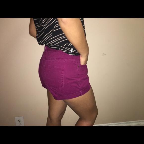 Light purple shorts - Picture 2 of 2