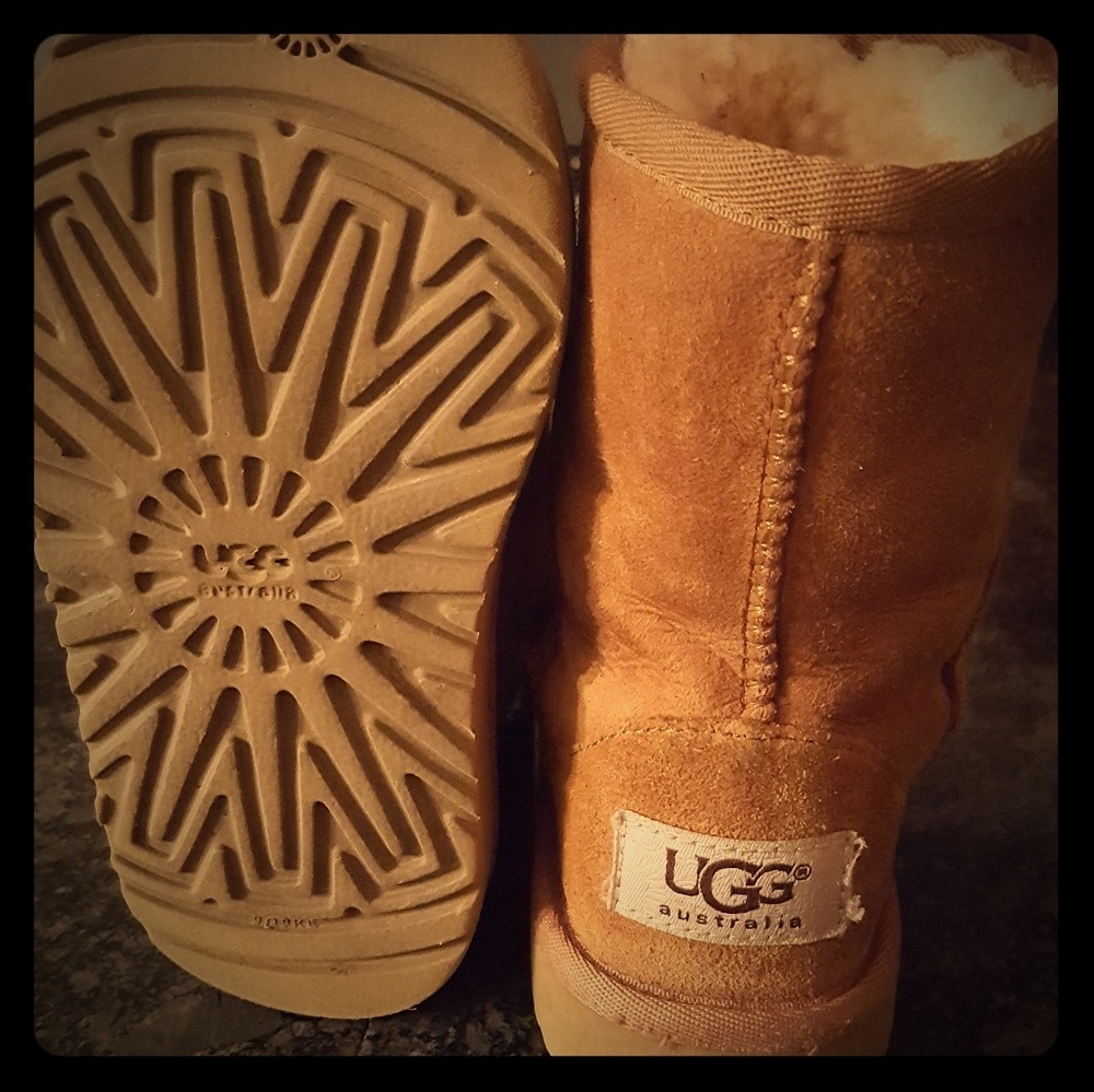 Ugh Toddler Classic Sheepskin Boots