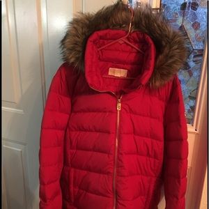 Meet your Posher, Xio