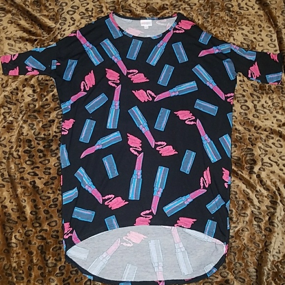 LuLaRoe Tops - Lularoe XXS Irma Lipstick Black