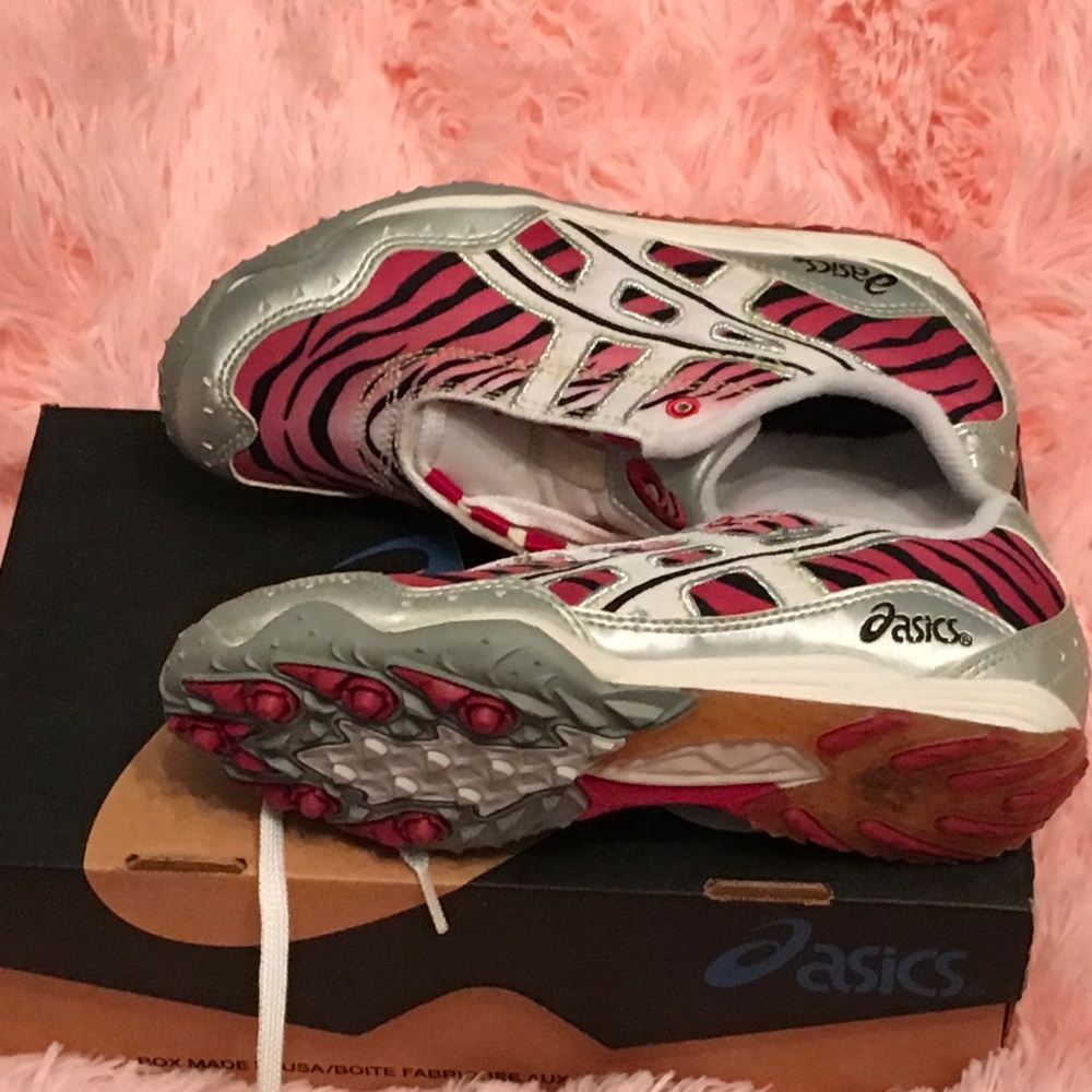 Nib Asics Spikeless Running Shoes Size 5 - image 2