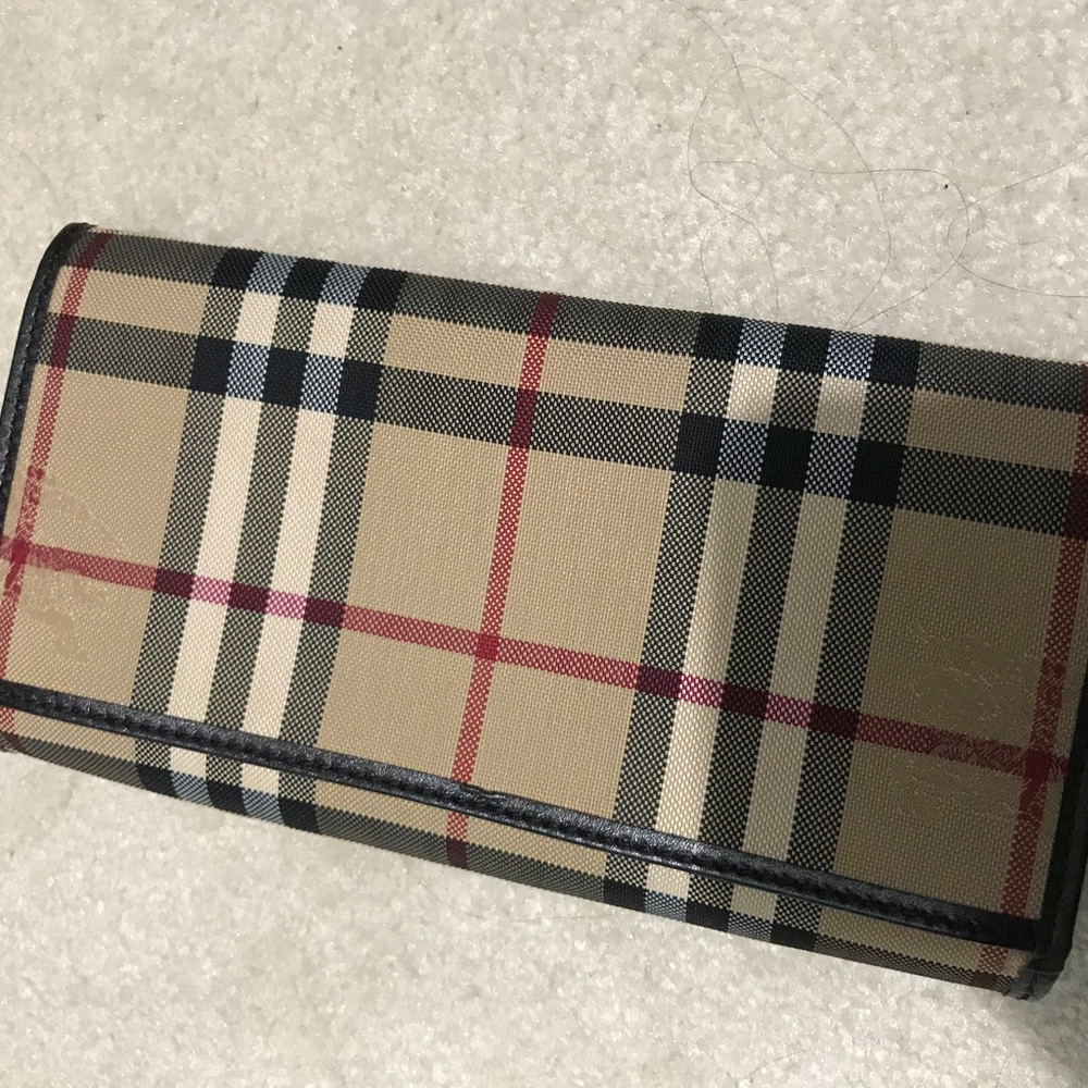 Burberry wallet