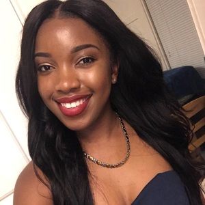 Meet your Posher, Roshaye