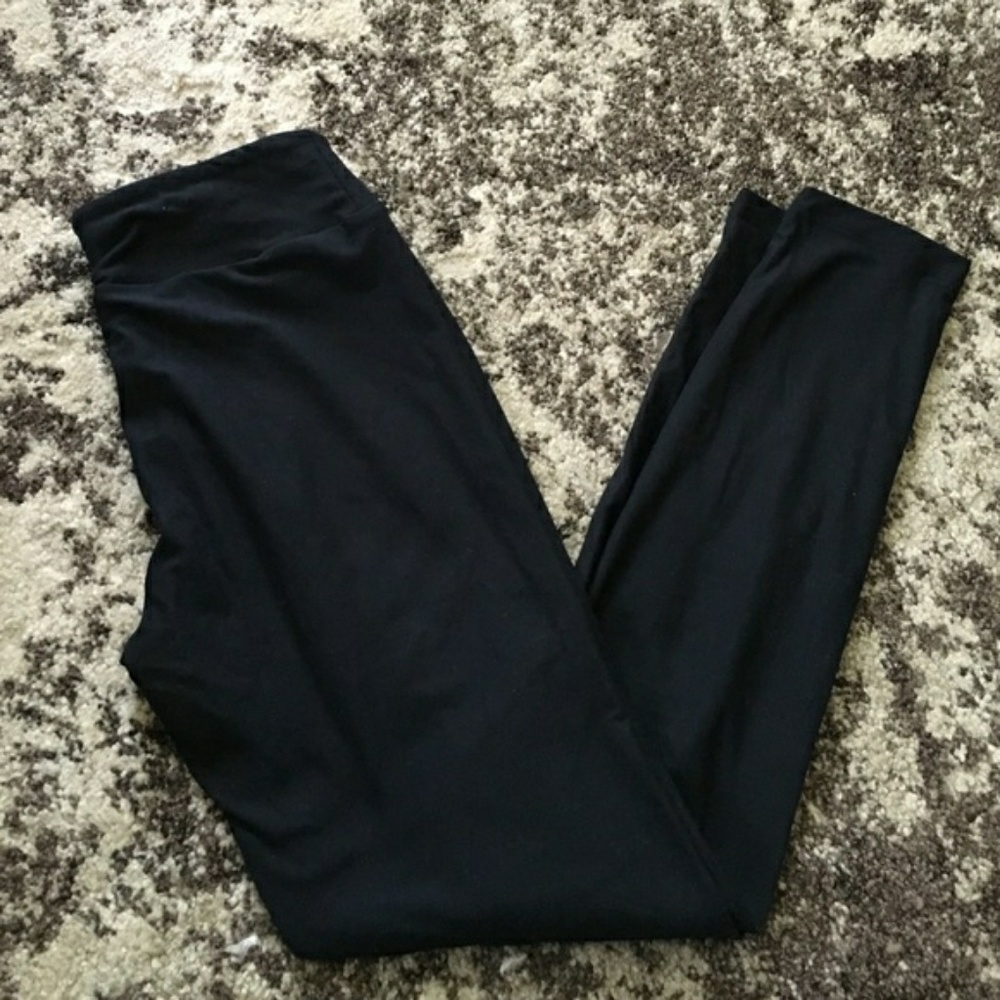 Lularoe os leggings solid black