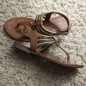 American Eagle sandals