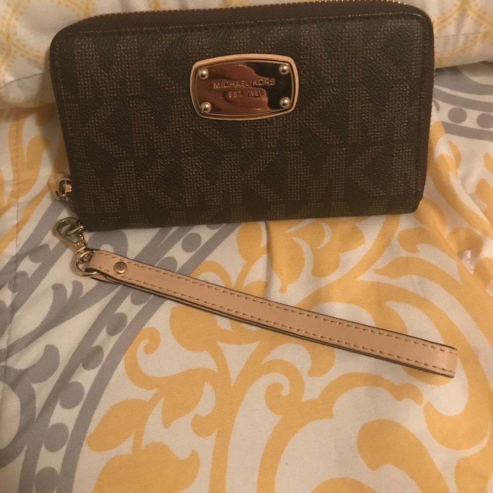 Michael Kors wallet with strap