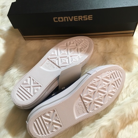 Converse - Picture 4 of 5