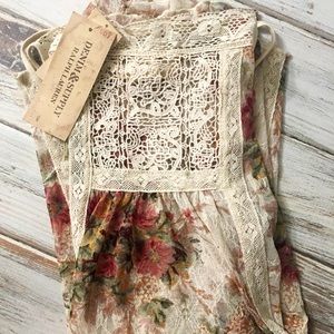 DENIM&SUPPLY RALPH LAUREN flowered lace top!❤️
