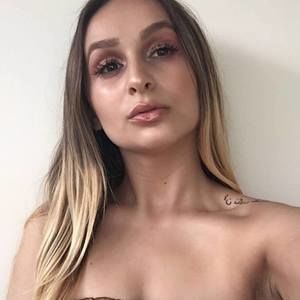 Meet your Posher, Sabrina