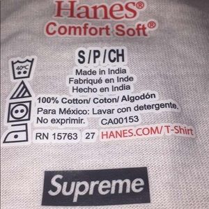 3 Supreme Hanes t-shirt. 100% real