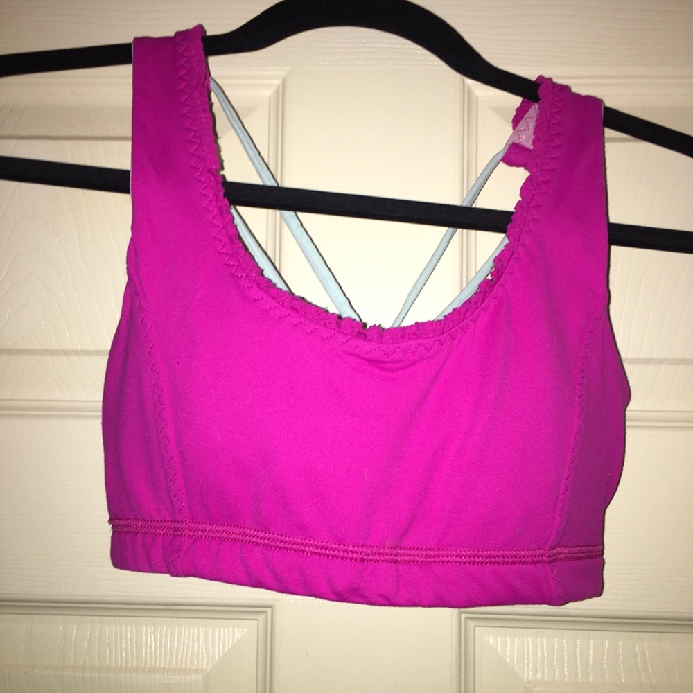 Sports bra