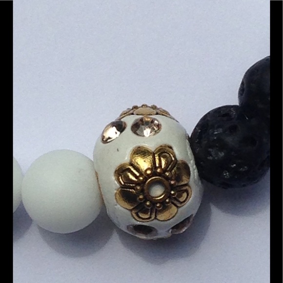 SOLD Natural Alabaster and Lava Rock Bracelet - Picture 3 of 4