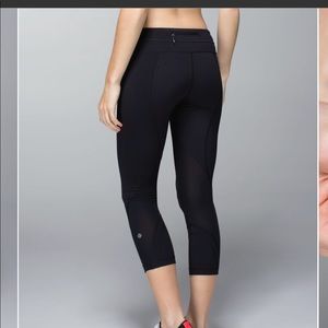 Lululemon run inspire crop