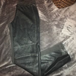 Rock & Republic  Leather Moto Leggings