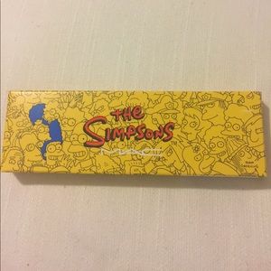 MAC quad "the Simpsons" eyeshadow palette