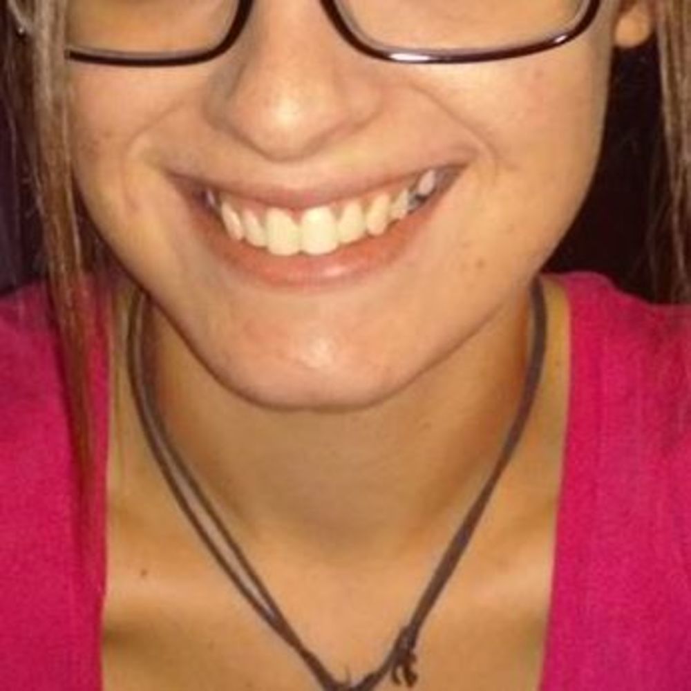 Meet your Posher, Stefany
