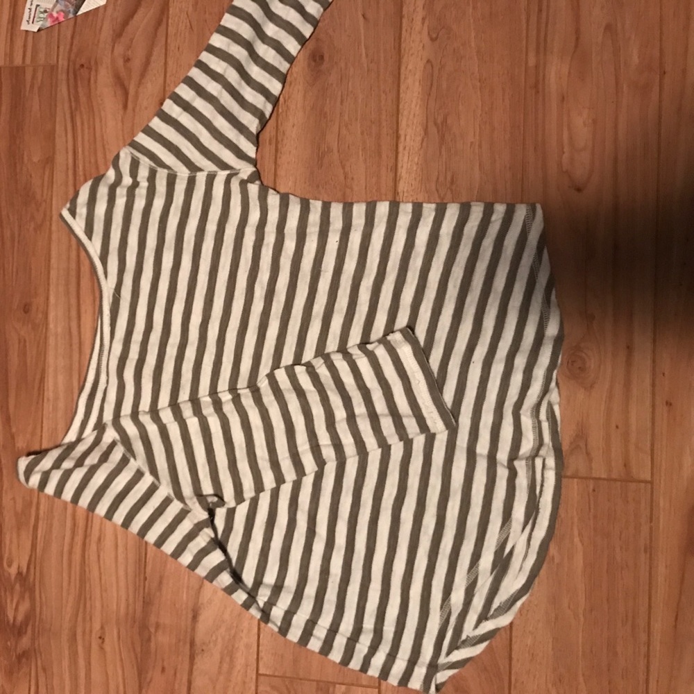 Arie 3/4 length grey and white sweater