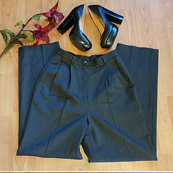 Anne Klein Pants - Vintage high pleated waisted wool dress pants