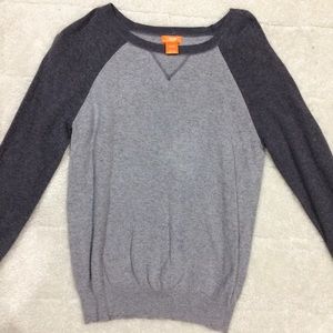 ❄️ Warm & Cozy Sweater ❄️