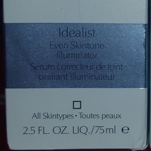 Estee  Lauder Idealist Even Skintone